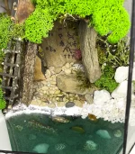 Флорариум Айсберг с бонсаем, пещерой, водоёмом и подсветкой